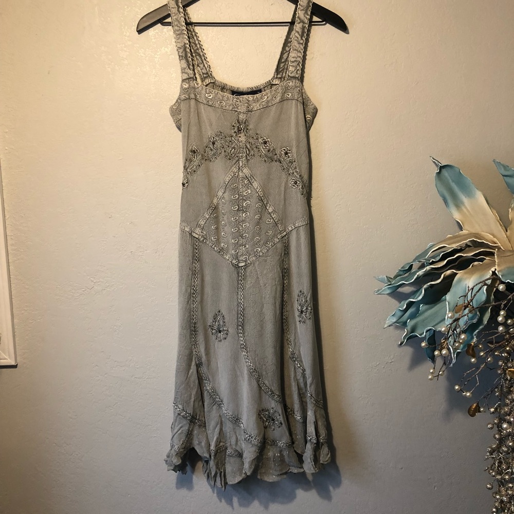 NWT Coline Embroidered Boho Midi Dress